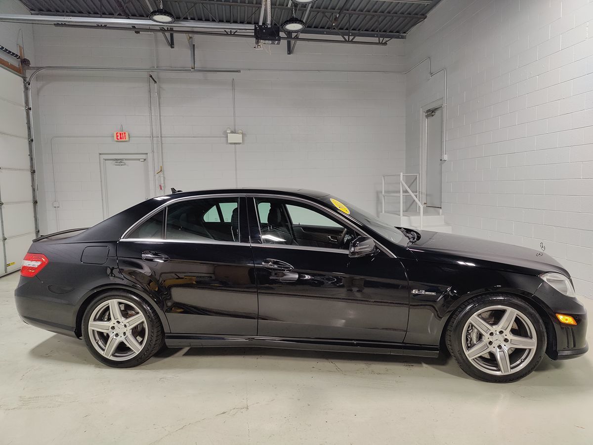 2011 Mercedes Benz E 63 AMG photo 4