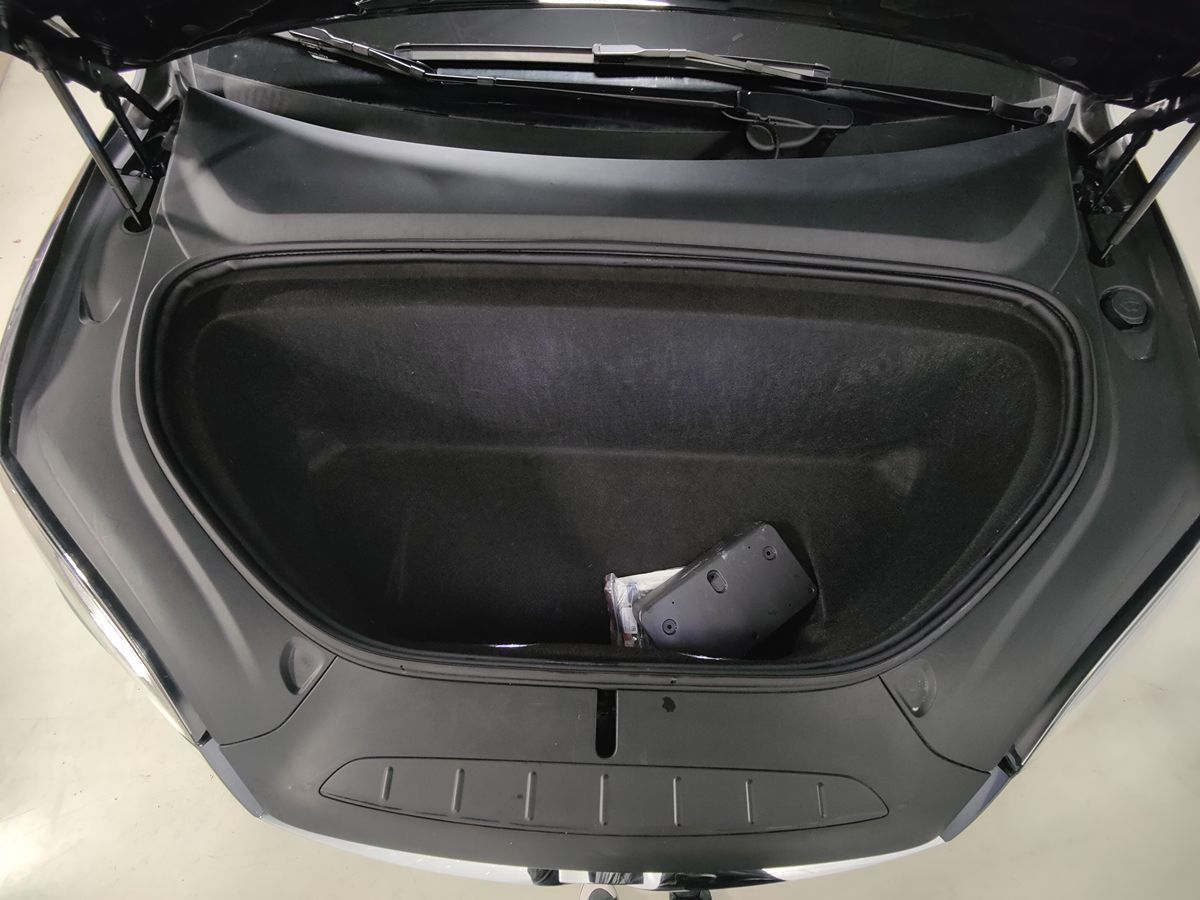 2019 Tesla Model X Long Range photo 4