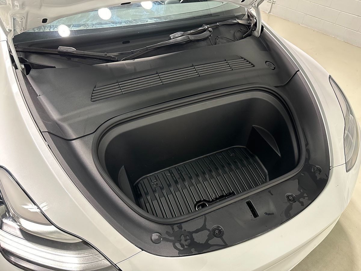 2021 Tesla Model Y Long Range photo 3