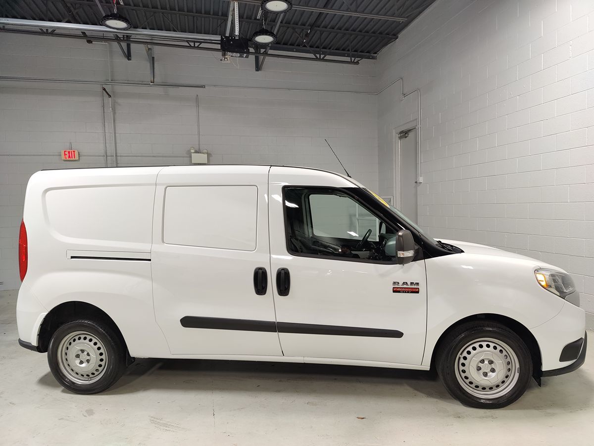 2022 Ram ProMaster City Tradesman photo 2