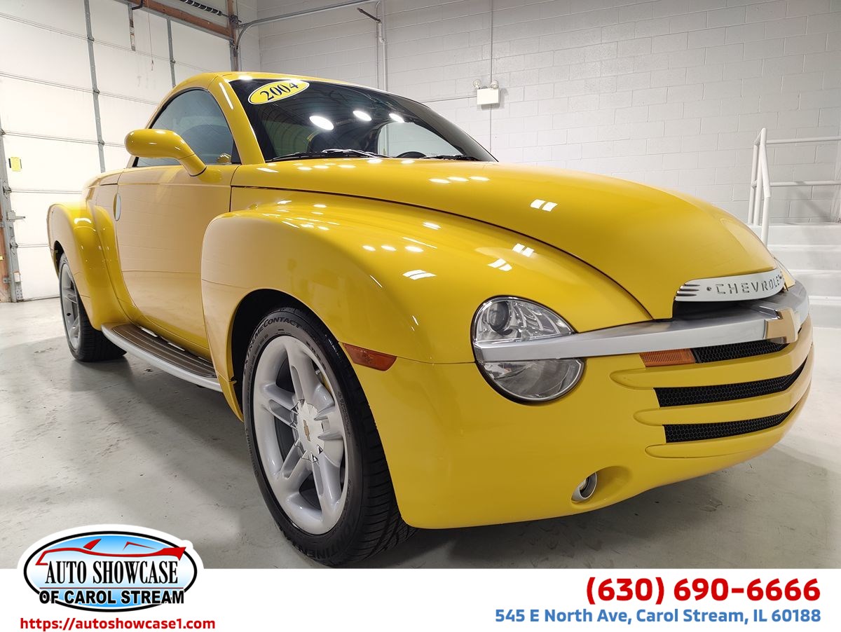2004 Chevrolet SSR LS's photo