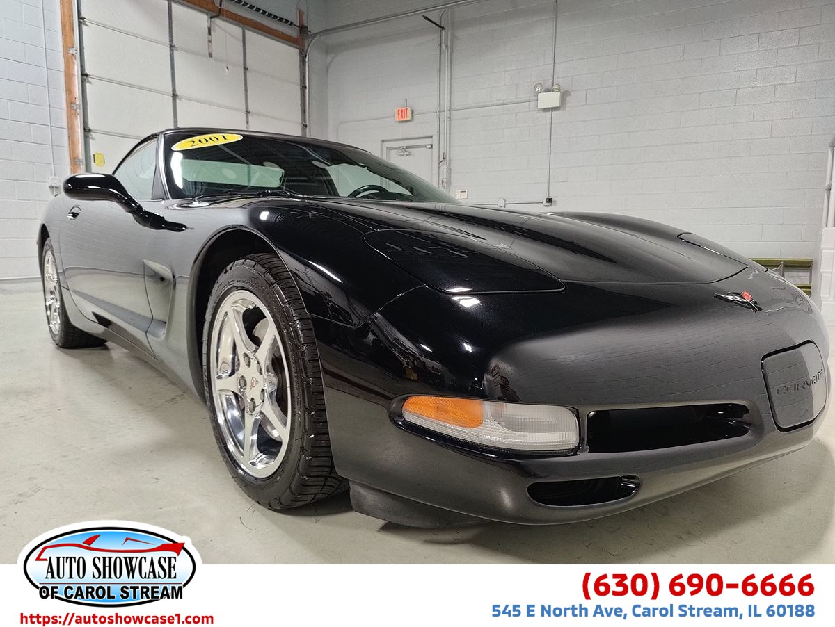 2001 Chevrolet Corvette Convertible's photo