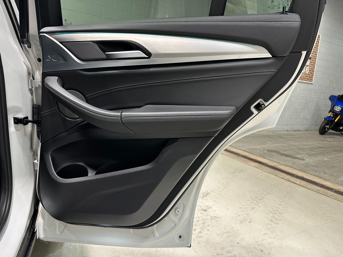 2019 BMW X3 30i - Photo 16
