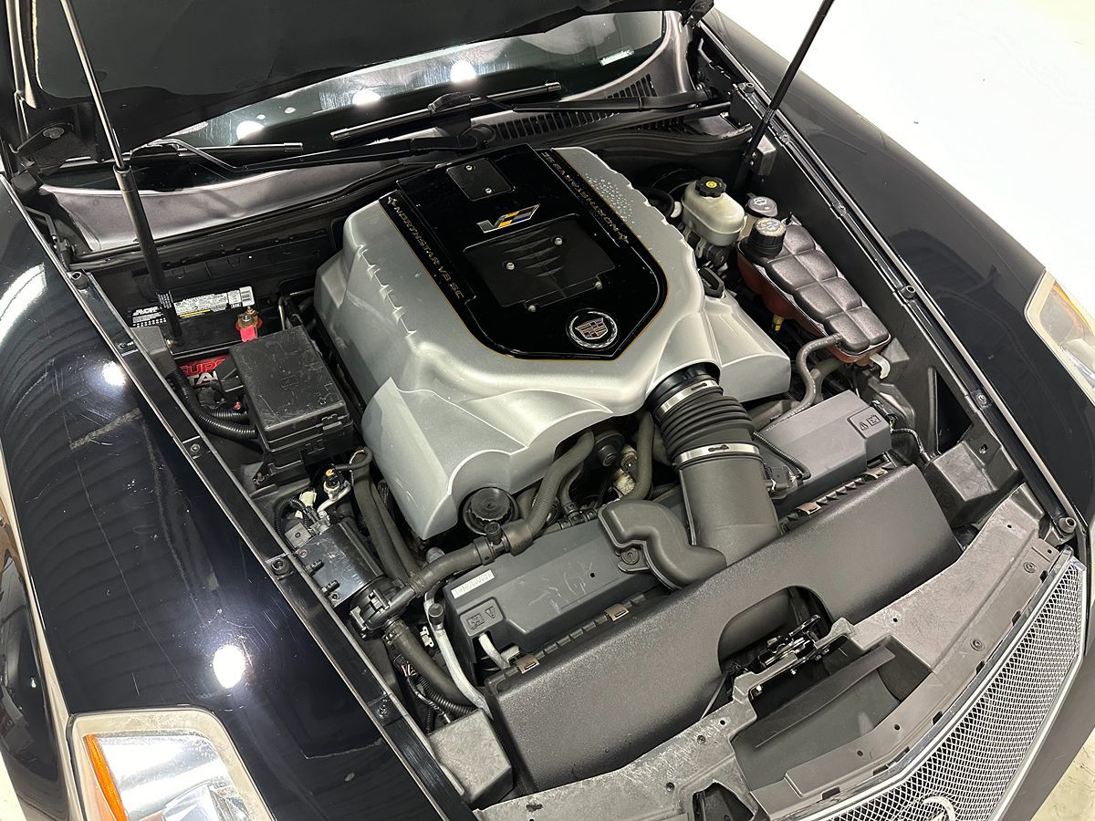 2009 Cadillac XLR V - Photo 4
