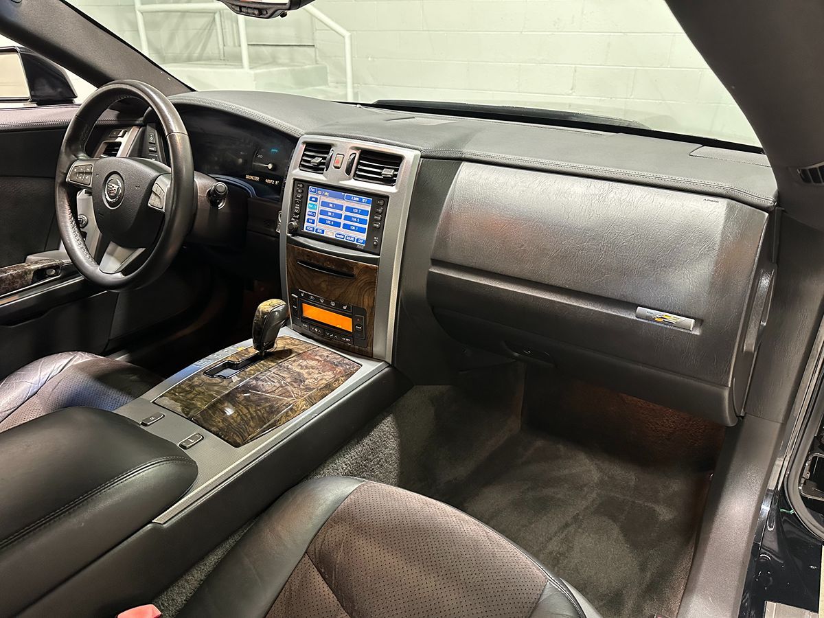 2009 Cadillac XLR V - Photo 19