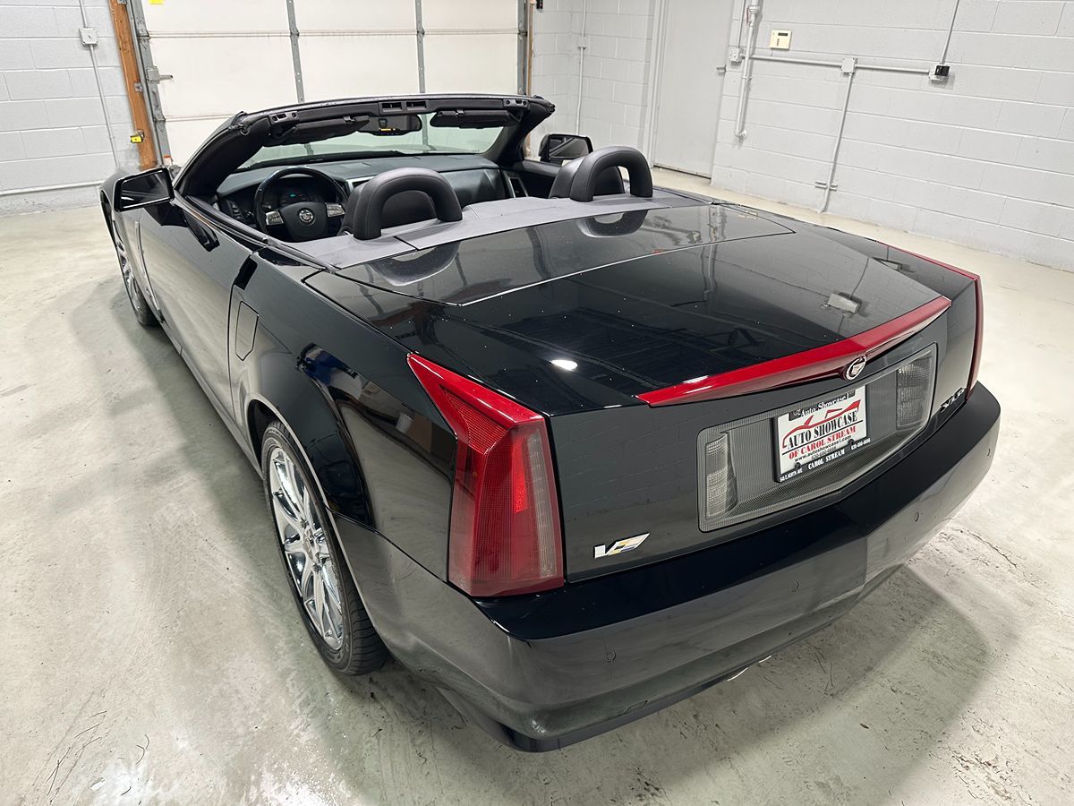 2009 Cadillac XLR V - Photo 24