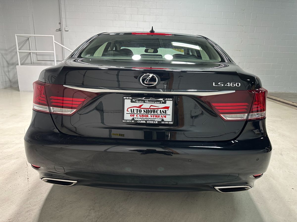 Photo 6 of this Lexus LS 460