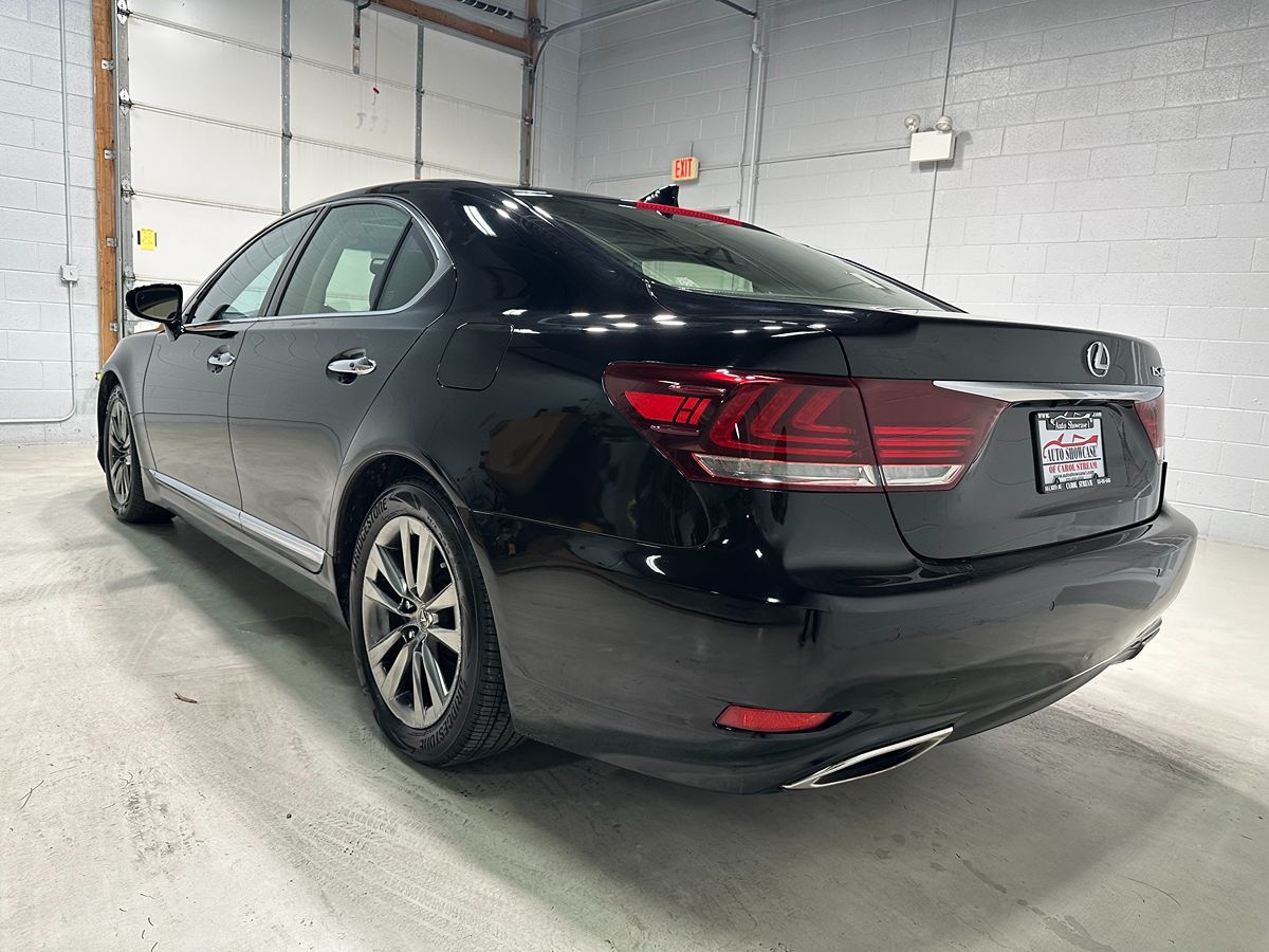 Photo 20 of this Lexus LS 460