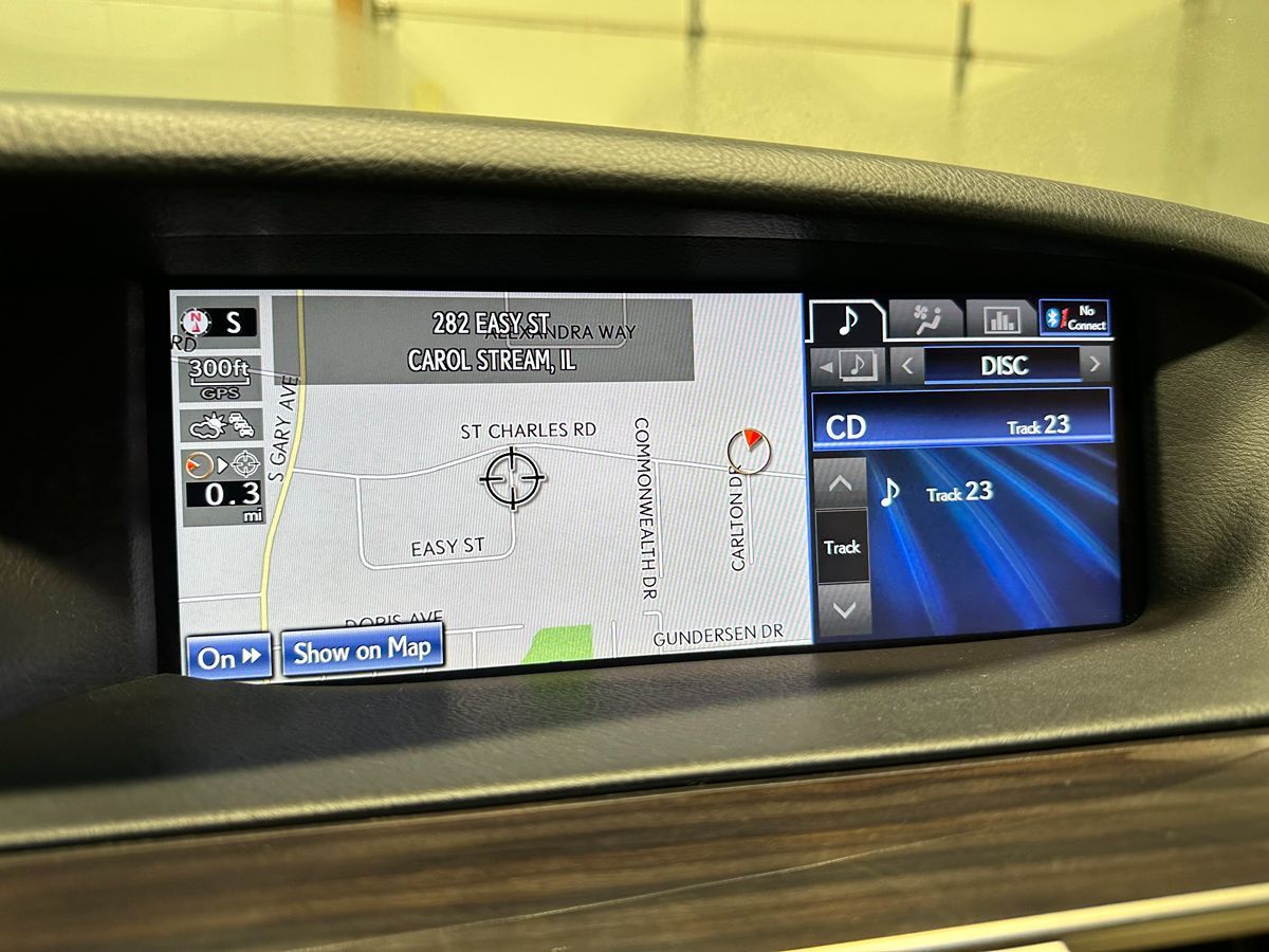 Photo 37 of this Lexus LS 460