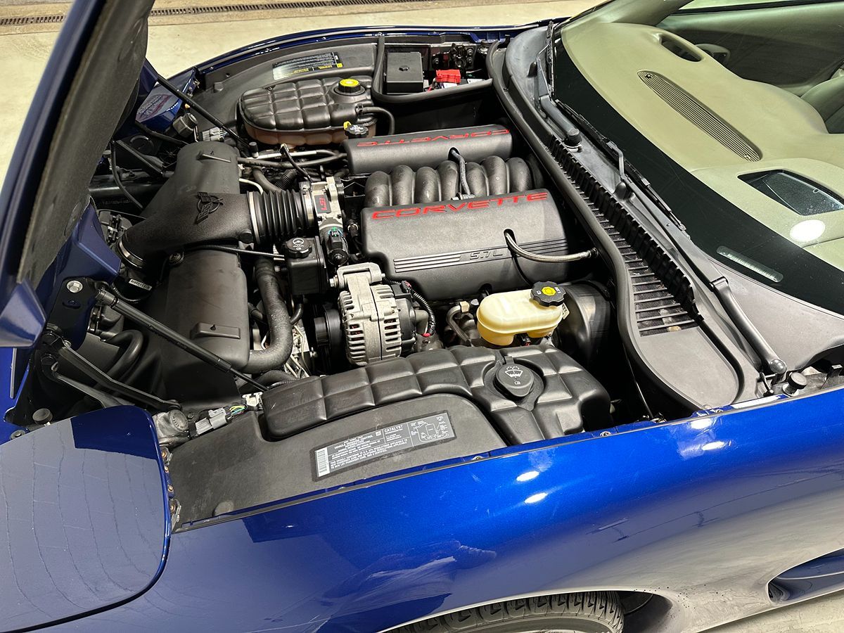 Photo 4 of this Chevrolet Corvette