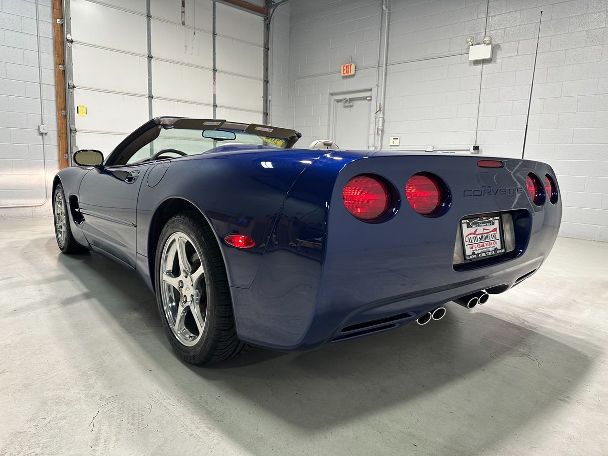 Photo 16 of this Chevrolet Corvette