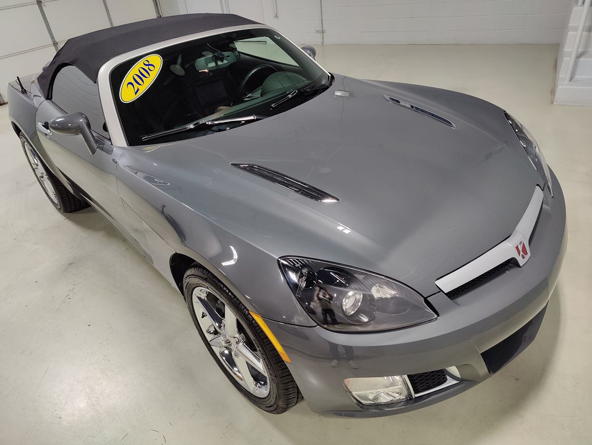 Photo 2 of this Saturn Sky