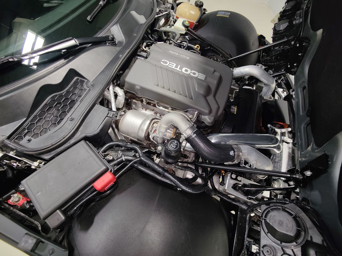 Photo 6 of this Saturn Sky