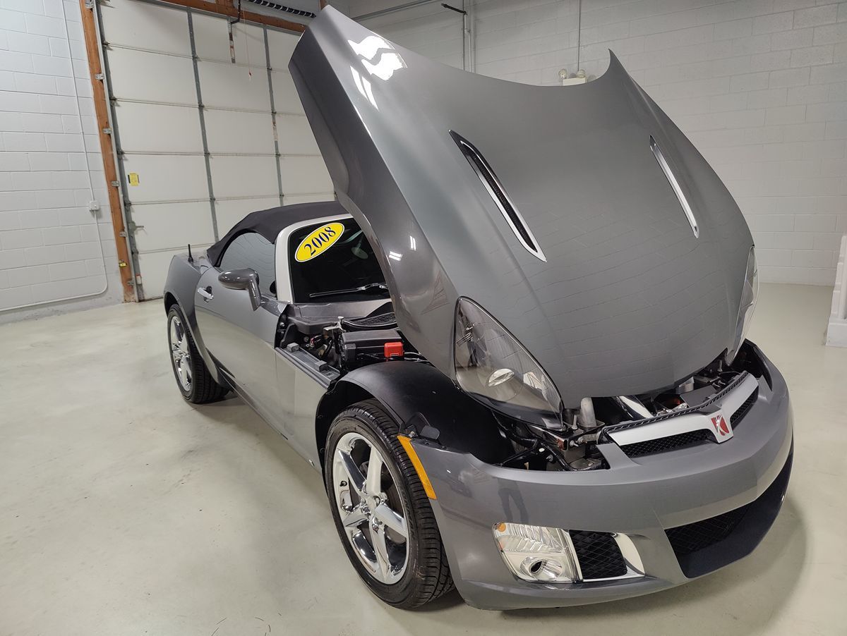 Photo 4 of this Saturn Sky