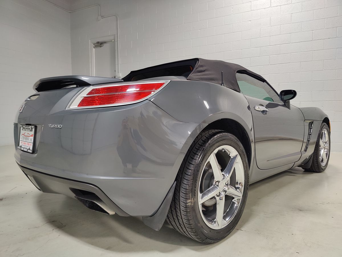 Photo 10 of this Saturn Sky