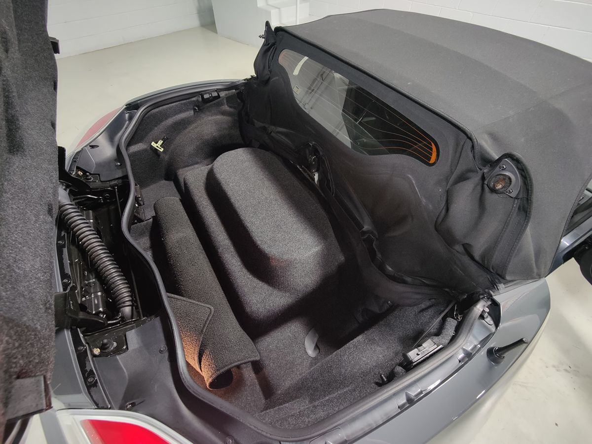 Photo 14 of this Saturn Sky