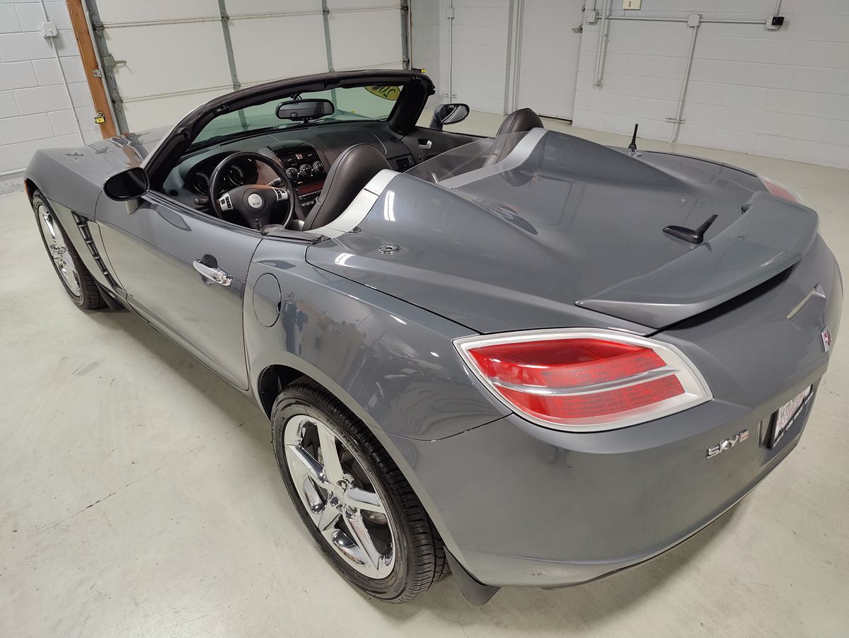 Photo 22 of this Saturn Sky