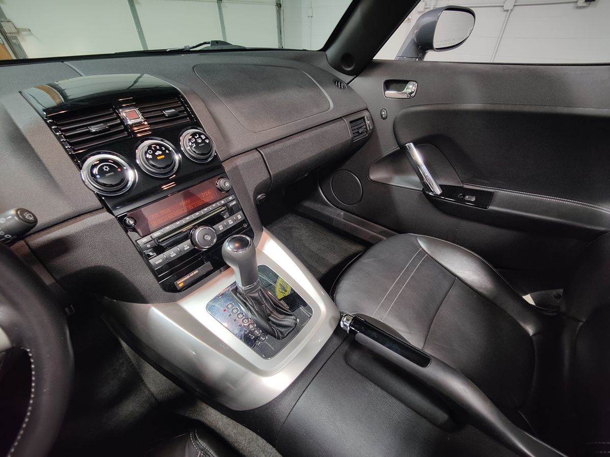 Photo 33 of this Saturn Sky