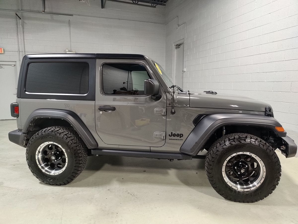 Photo 6 of this Jeep Wrangler
