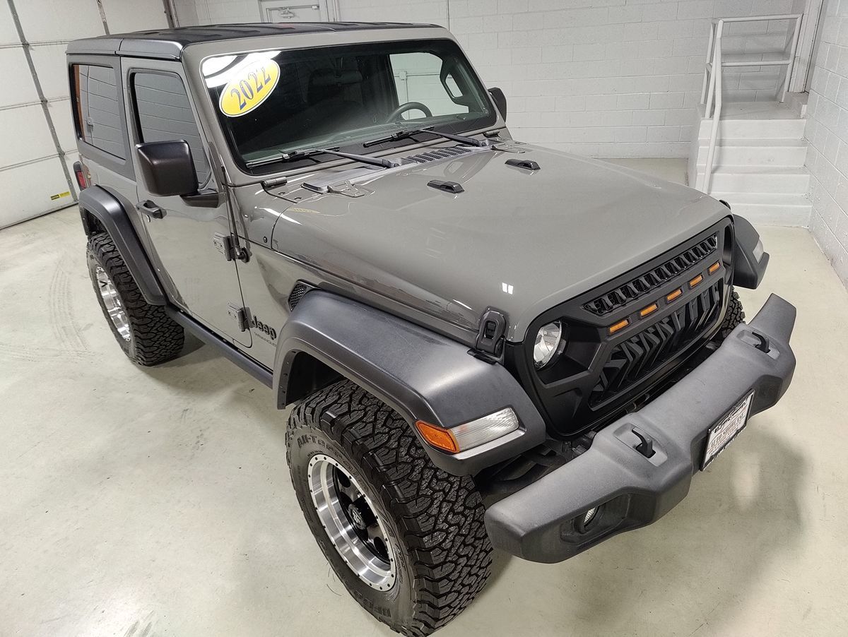 Photo 2 of this Jeep Wrangler