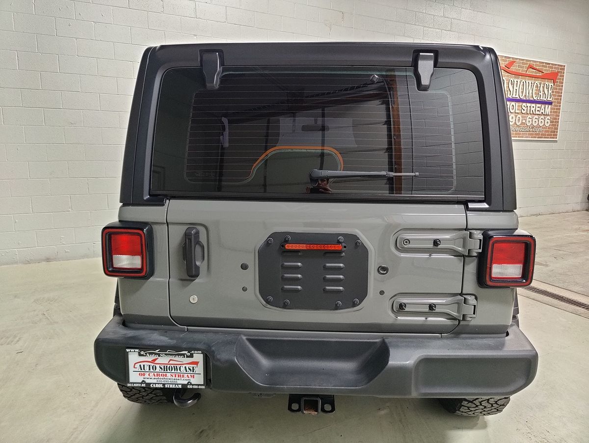 Photo 8 of this Jeep Wrangler