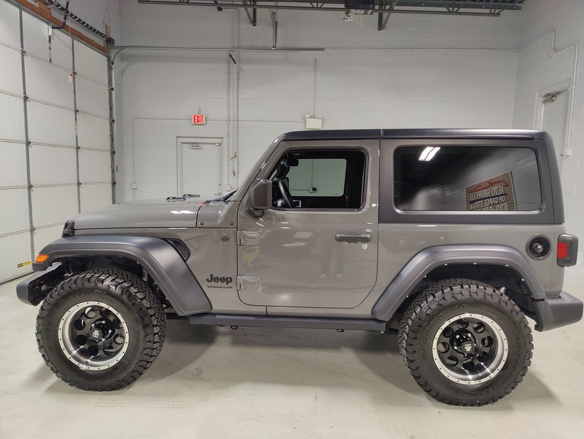 Photo 25 of this Jeep Wrangler