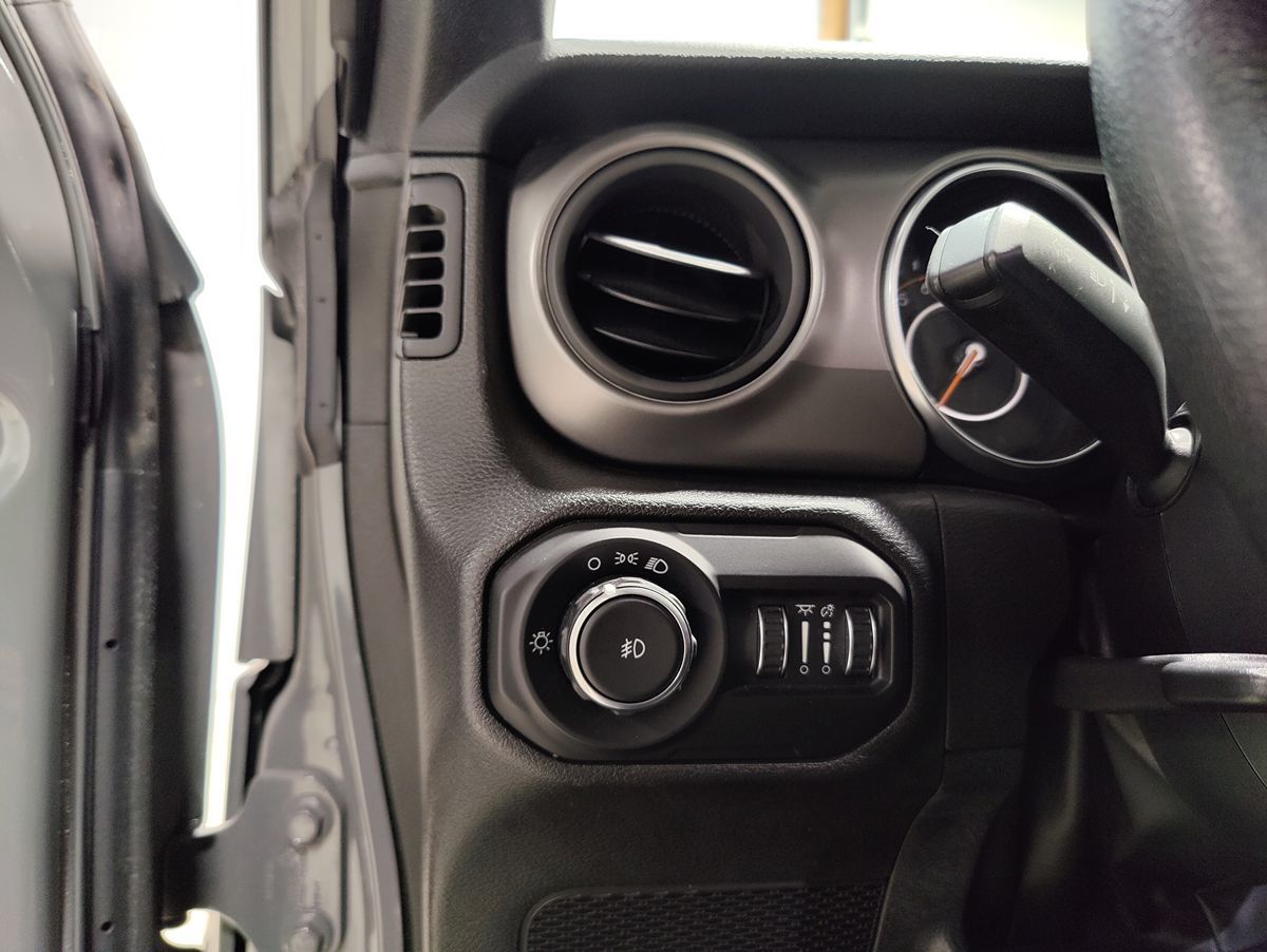 Photo 33 of this Jeep Wrangler
