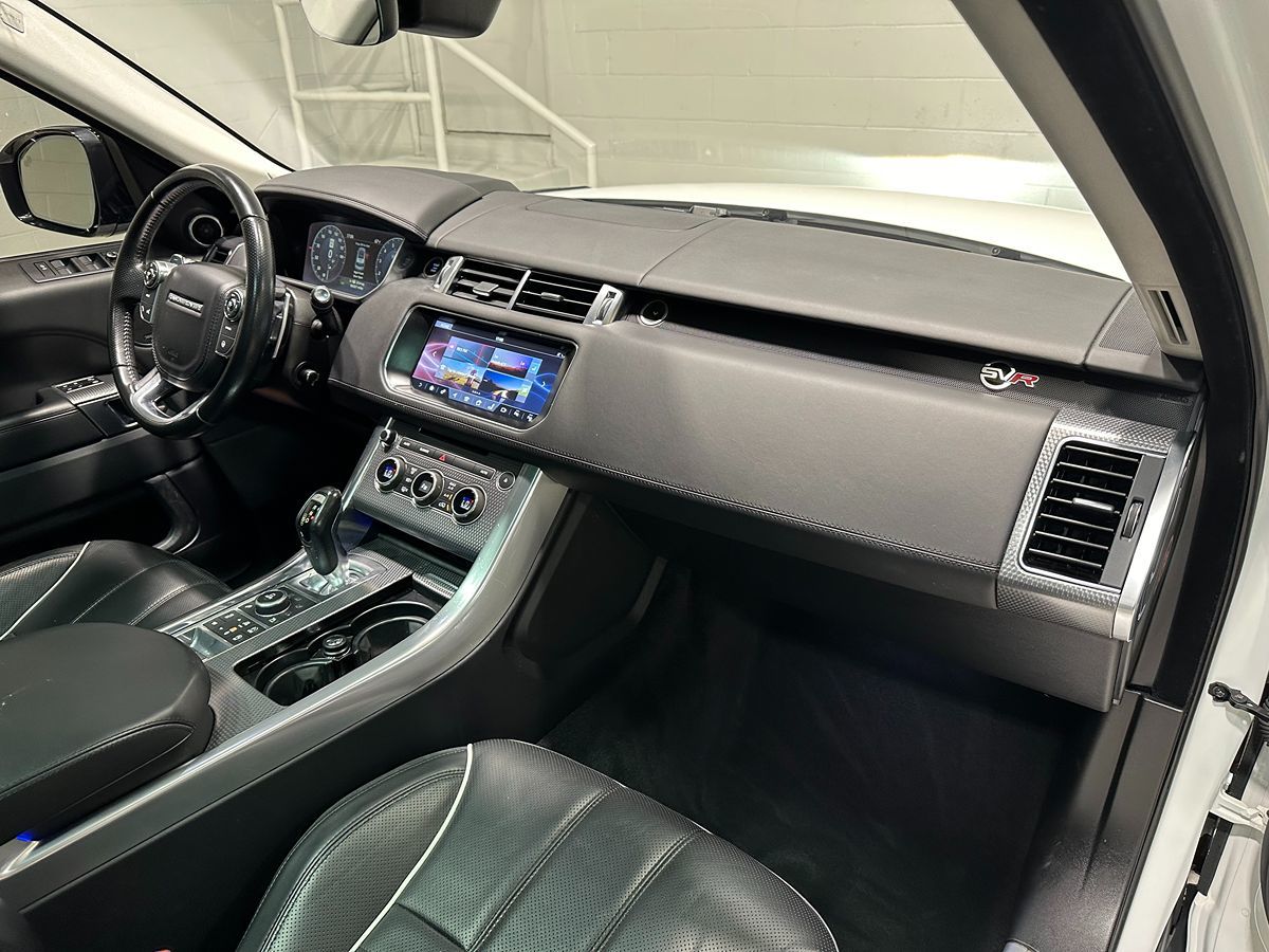 Photo 15 of this Land Rover Range Rover Sport