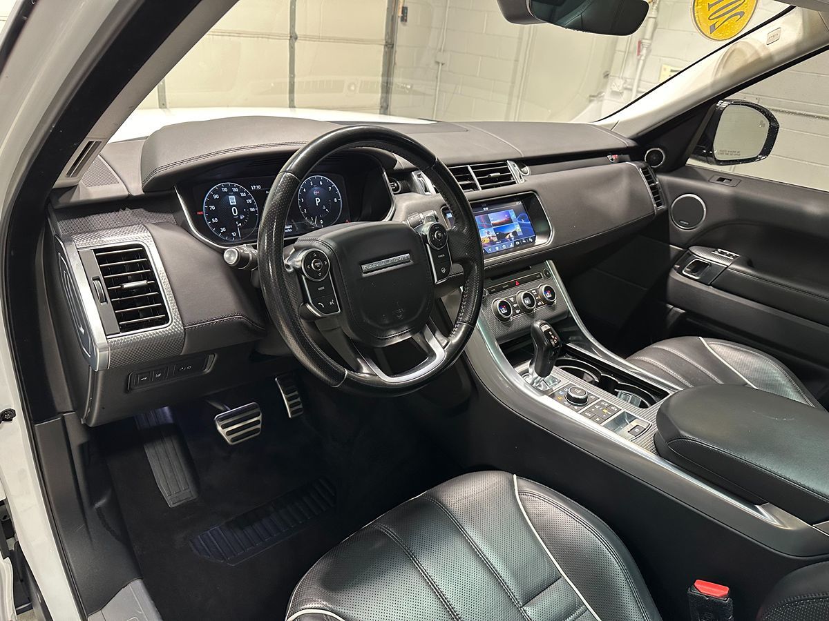 Photo 34 of this Land Rover Range Rover Sport