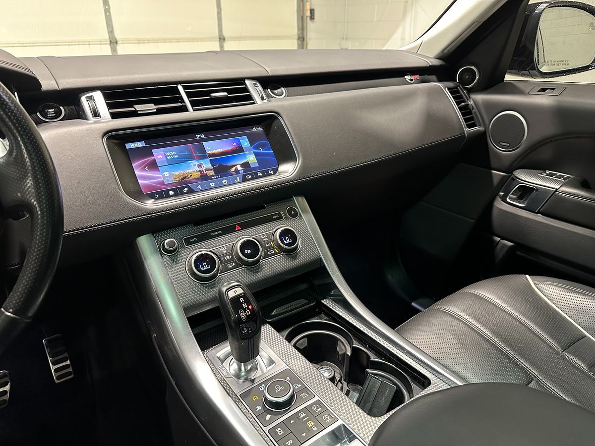 Photo 37 of this Land Rover Range Rover Sport