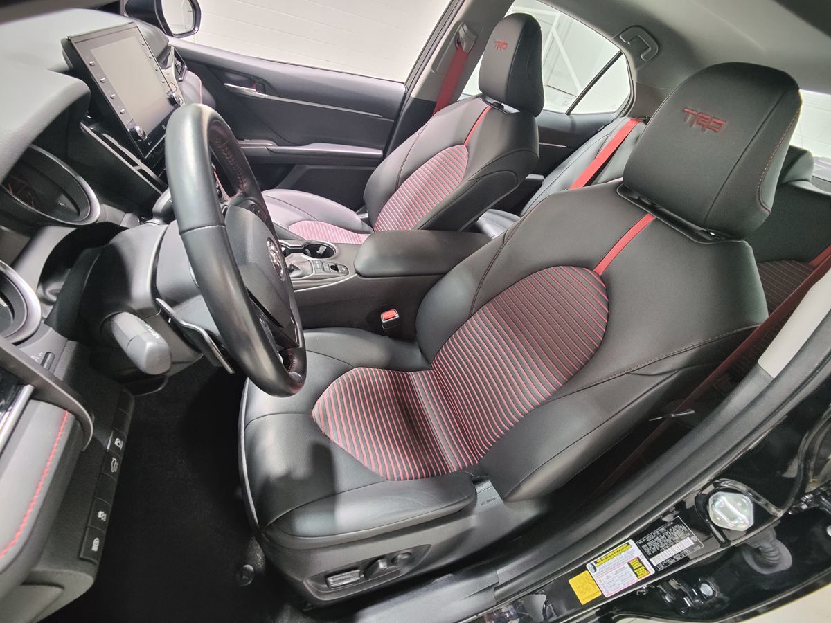 Photo 25 of this Toyota Camry