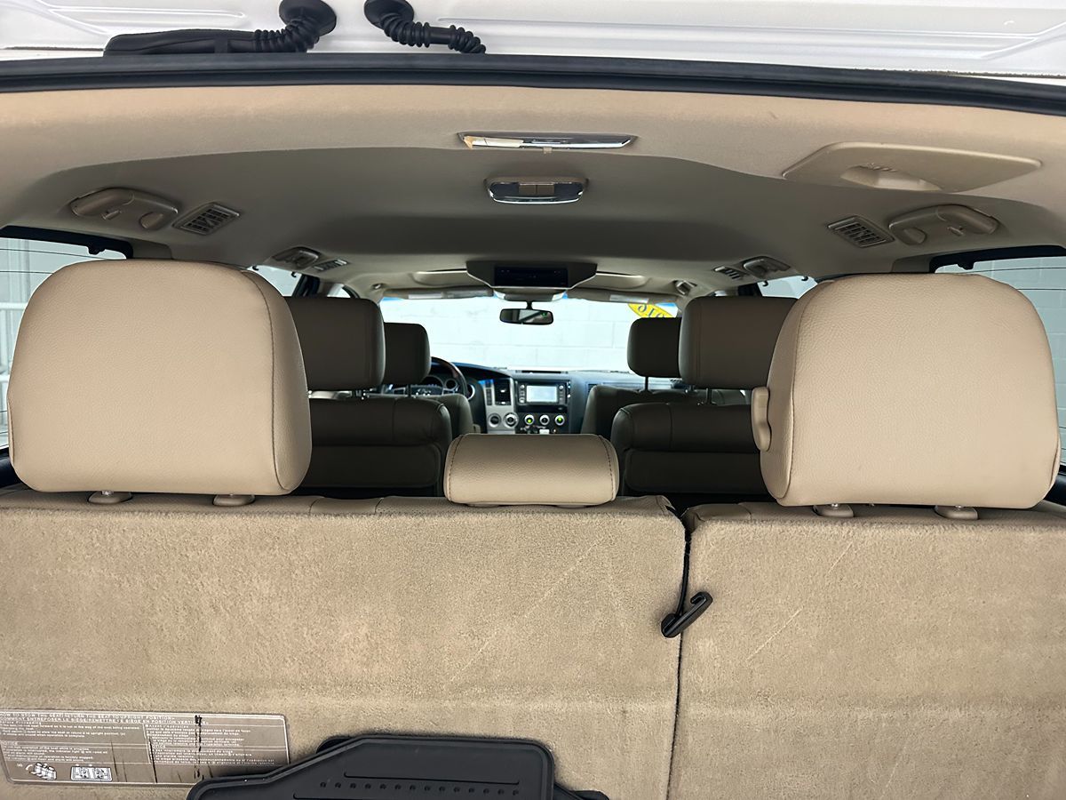 Photo 9 of this Toyota Sequoia