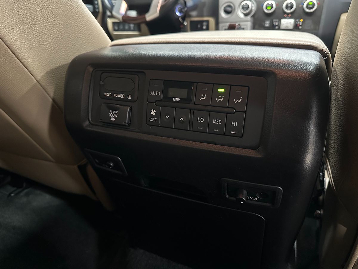 Photo 18 of this Toyota Sequoia