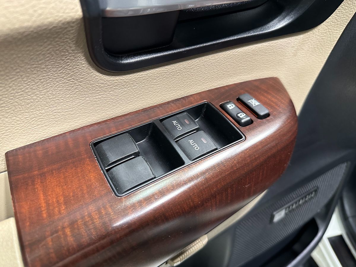 Photo 31 of this Toyota Sequoia