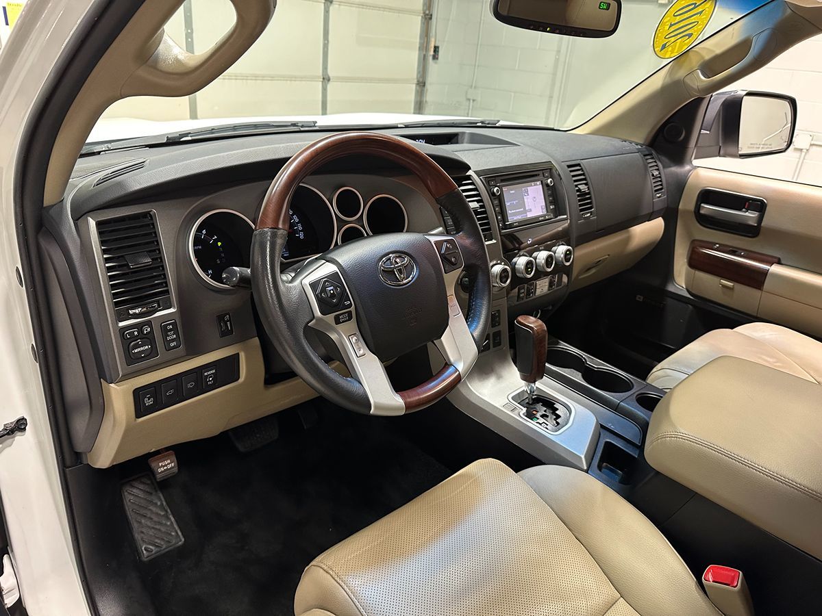 Photo 36 of this Toyota Sequoia
