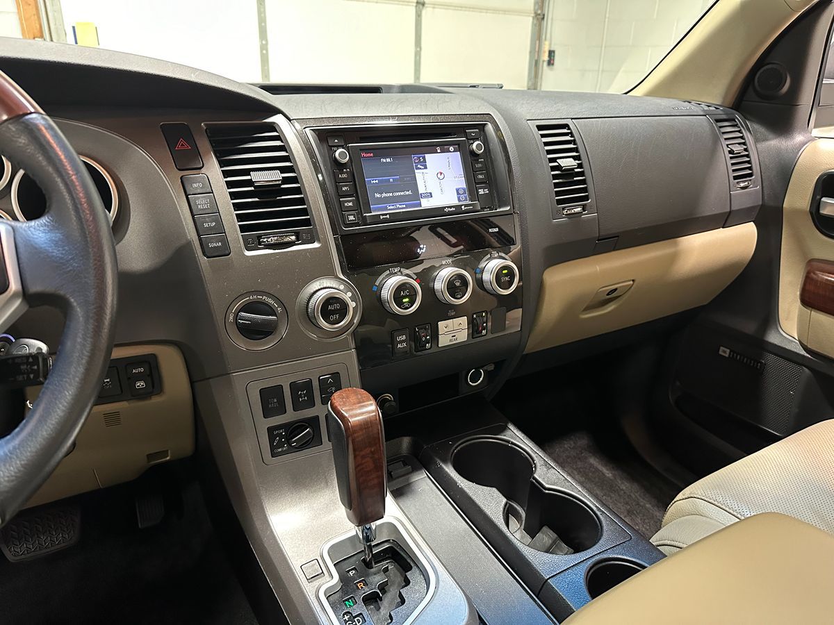 Photo 39 of this Toyota Sequoia