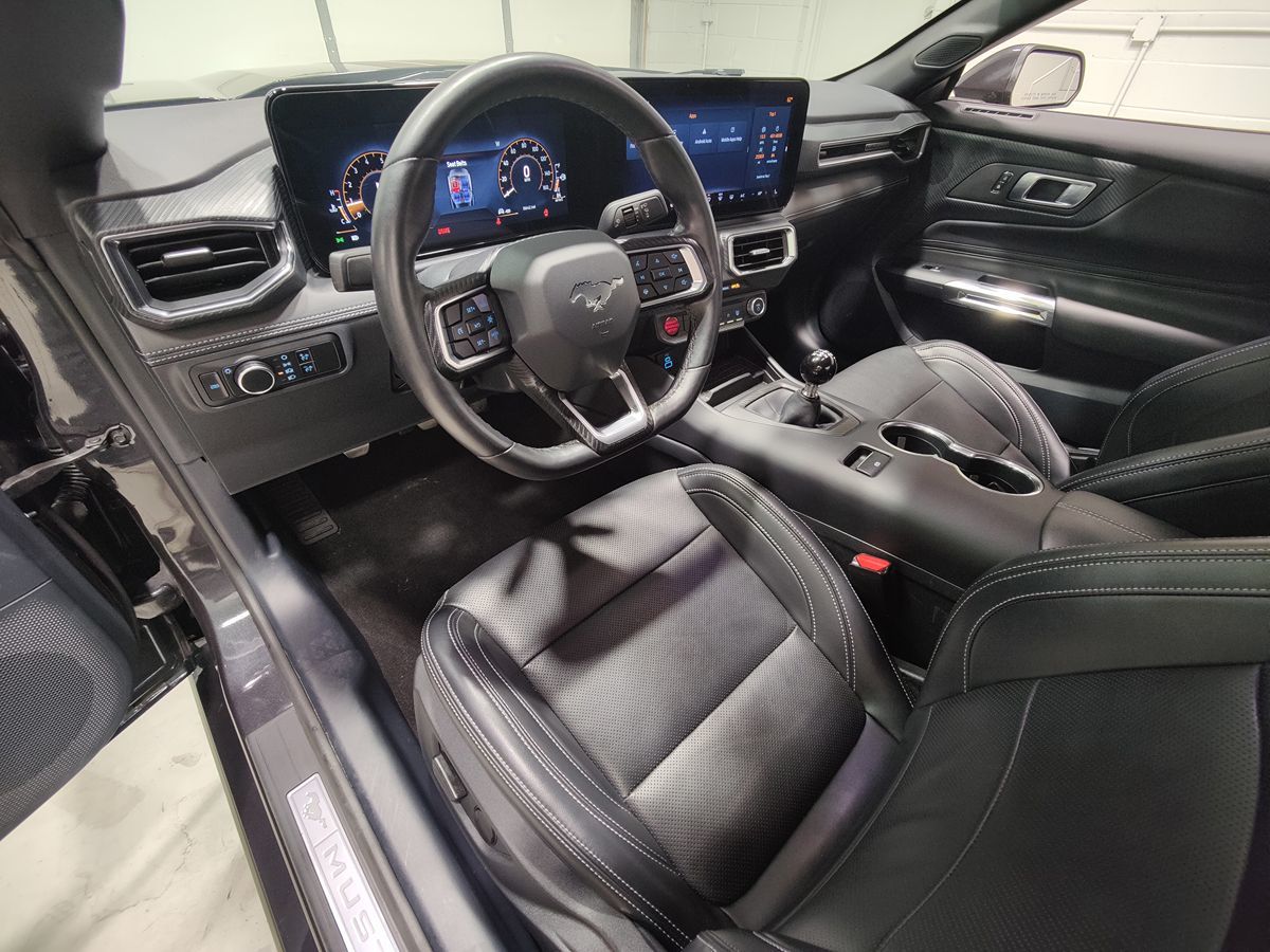 Photo 31 of this Ford Mustang