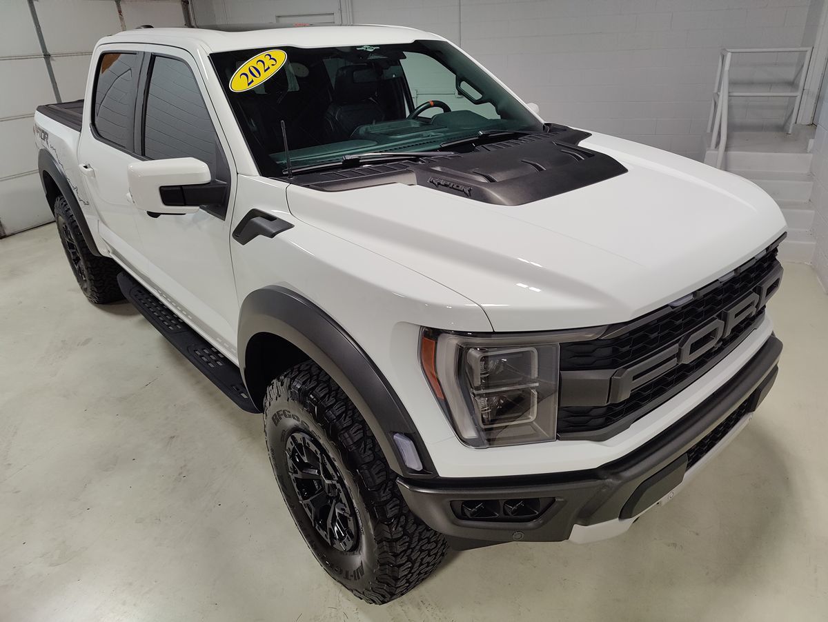 Photo 2 of this Ford F-150