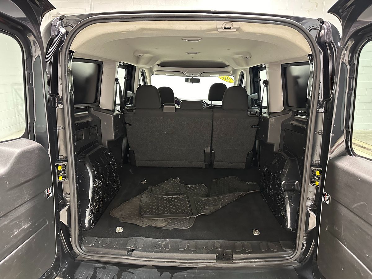 Photo 7 of this Ram ProMaster City Wagon