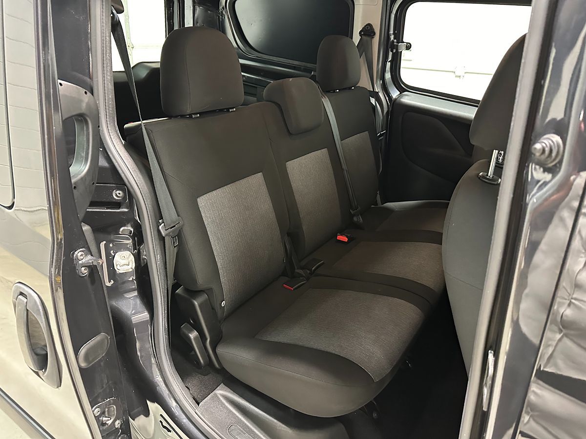 Photo 13 of this Ram ProMaster City Wagon