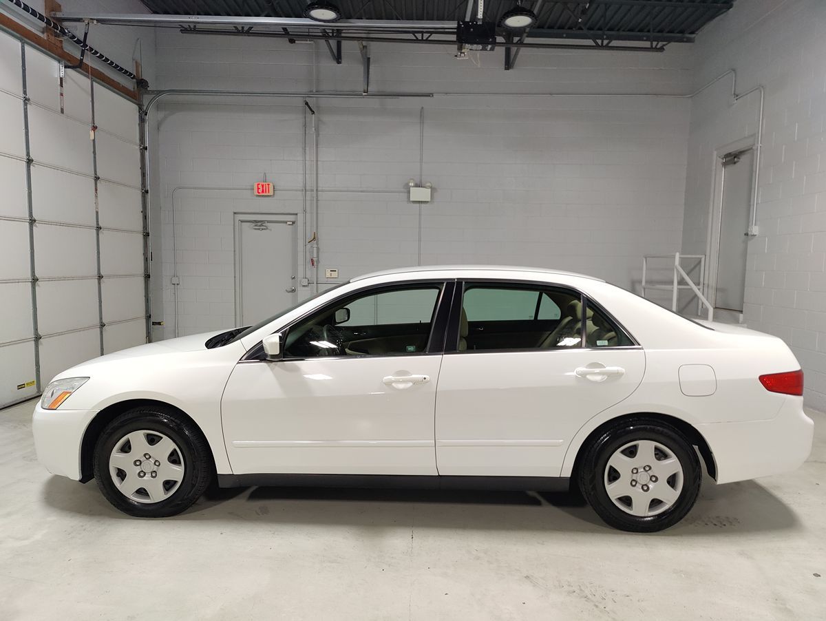 Photo 19 of this Honda Accord Sedan
