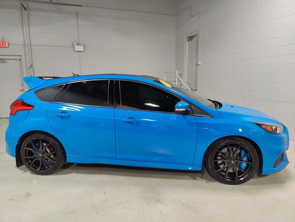 Photo 5 of this Ford Focus