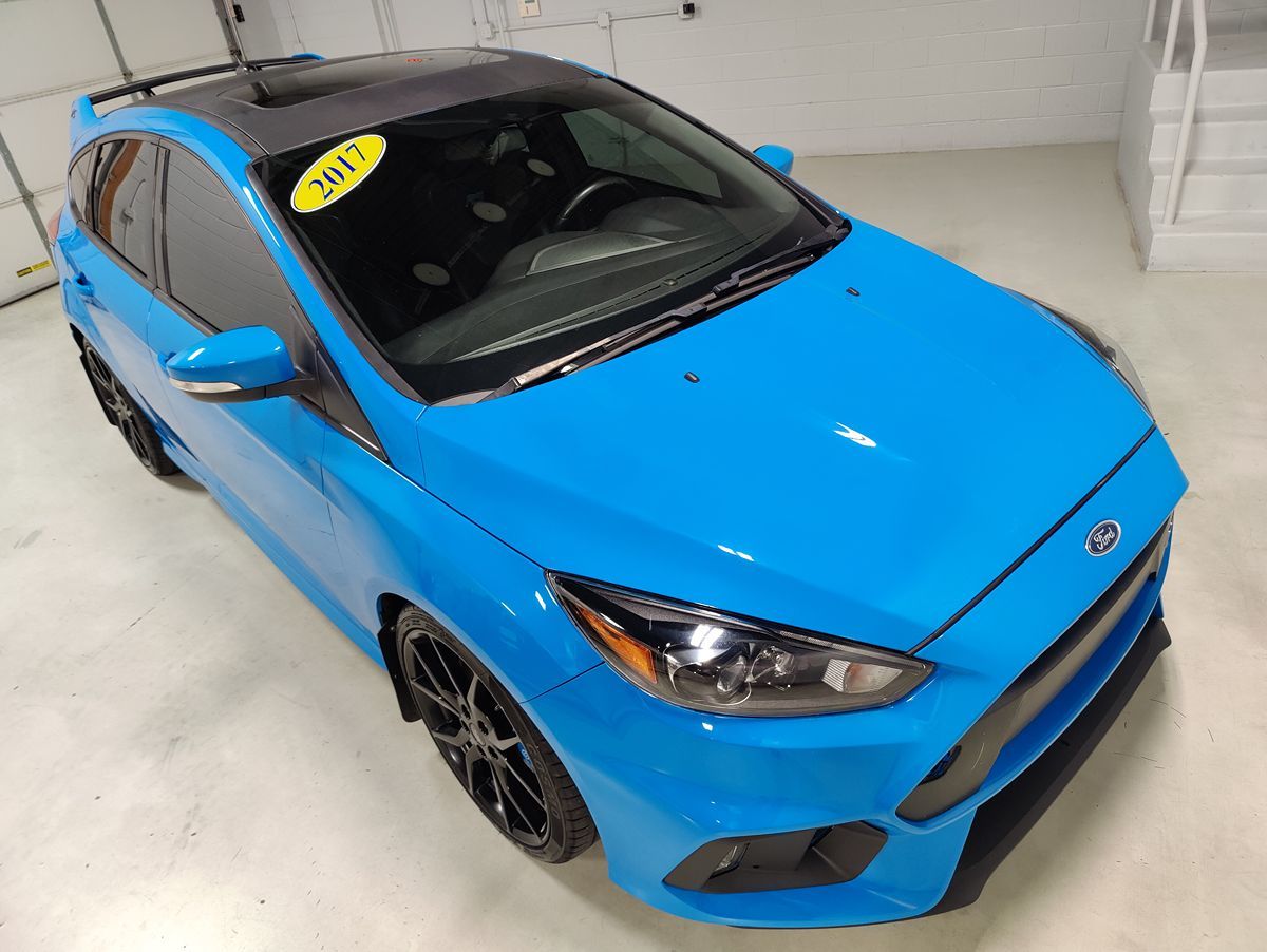 Photo 2 of this Ford Focus