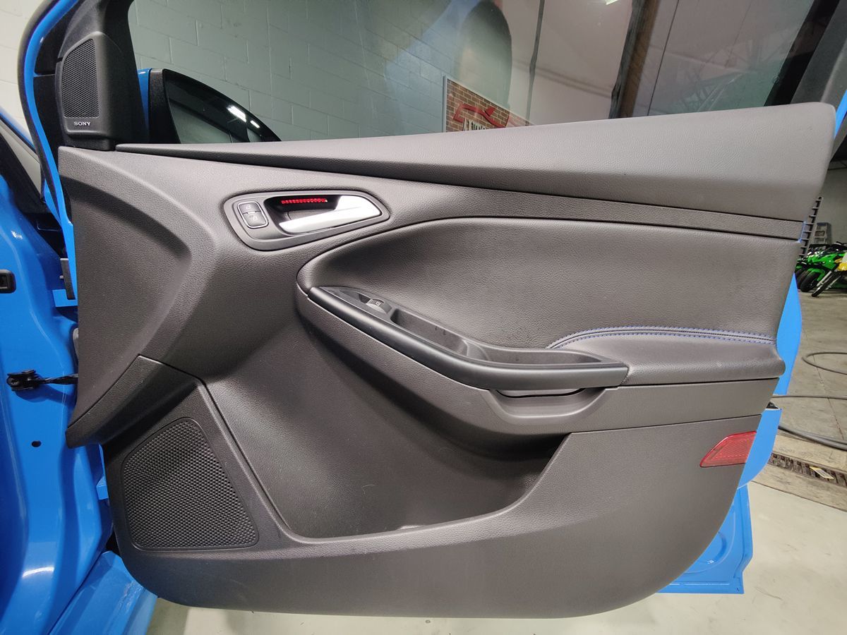 Photo 9 of this Ford Focus