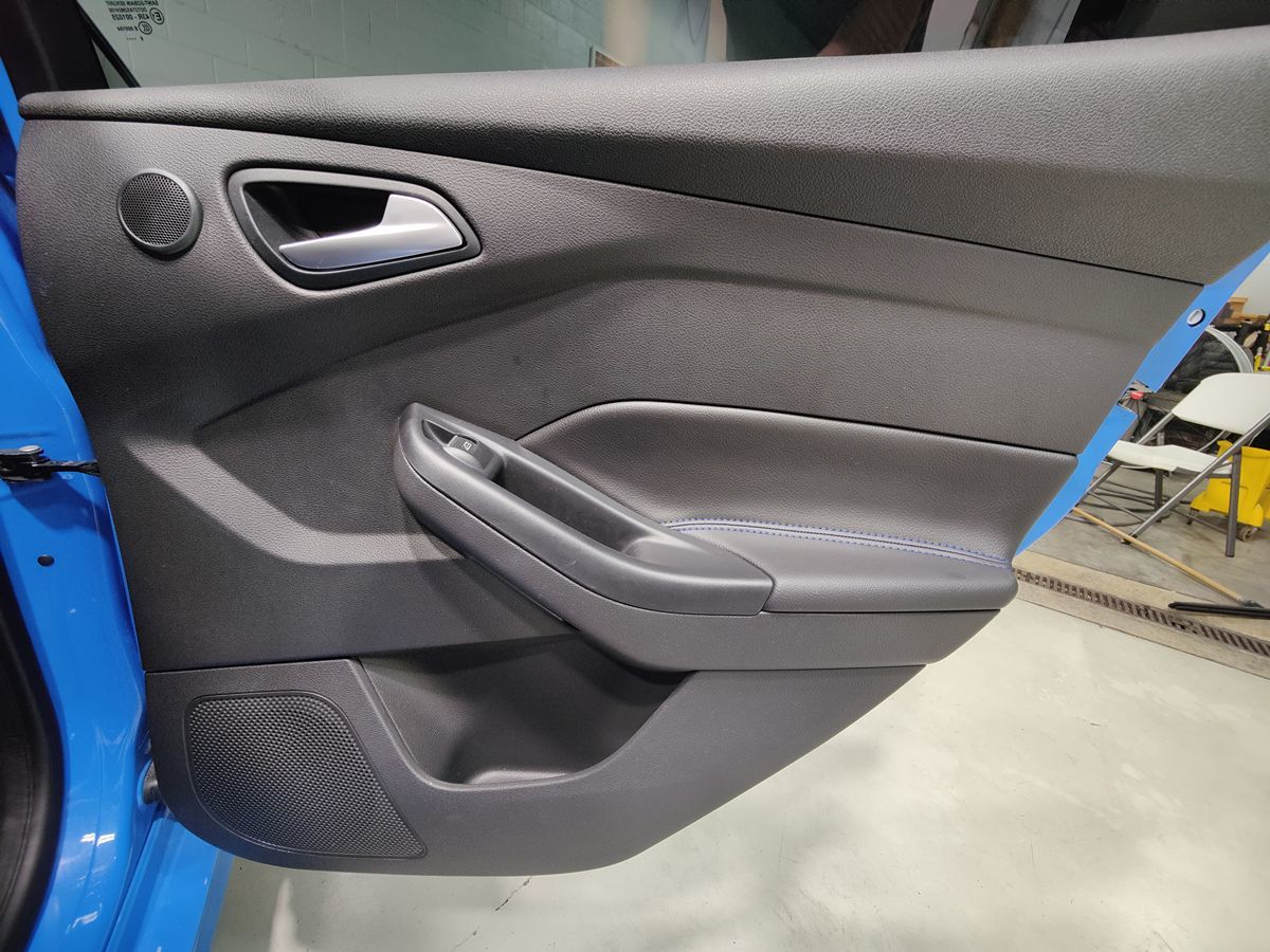 Photo 13 of this Ford Focus