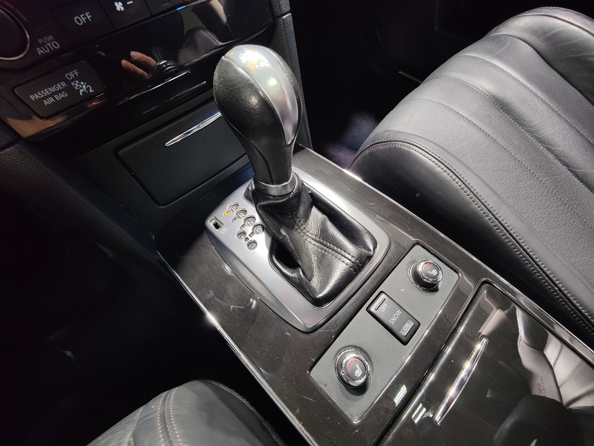 Photo 31 of this INFINITI FX37
