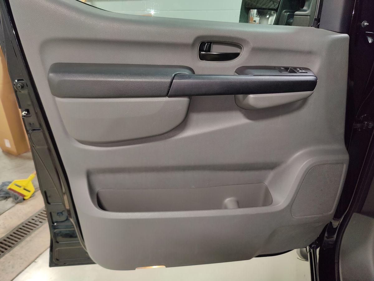 Photo 23 of this Nissan NVP