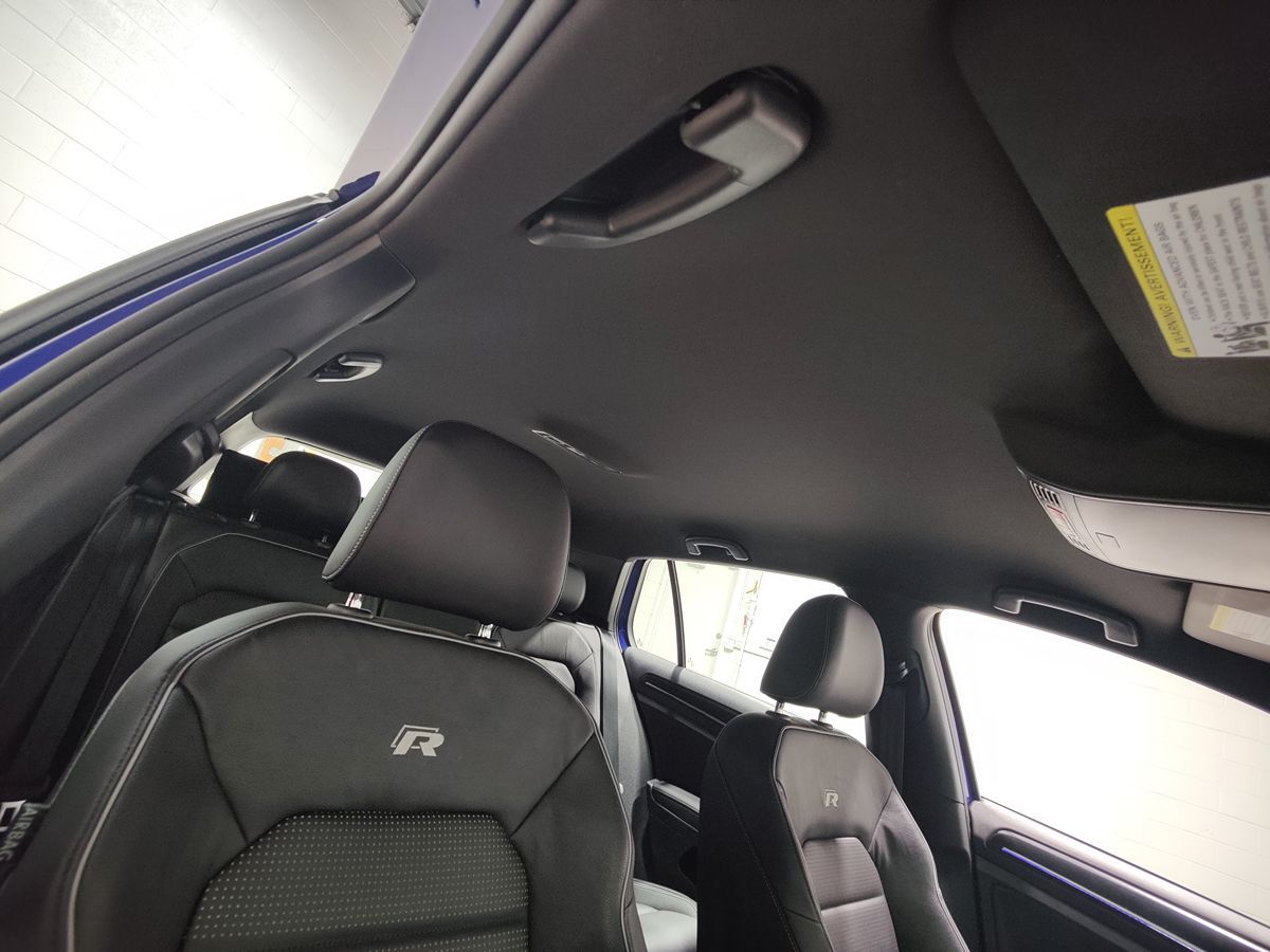 Photo 20 of this Volkswagen Golf R