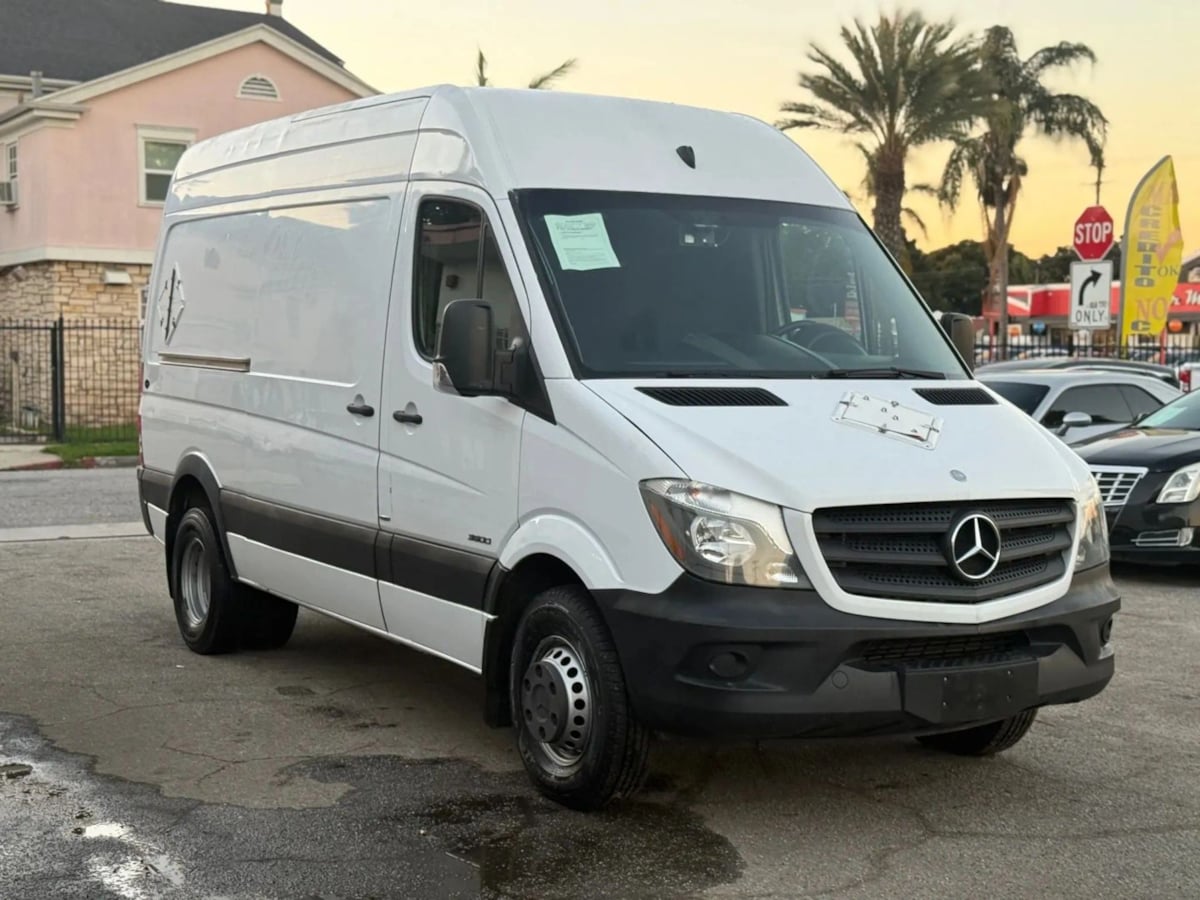 2015 Mercedes-Benz Sprinter Cargo Van Base - Photo 3