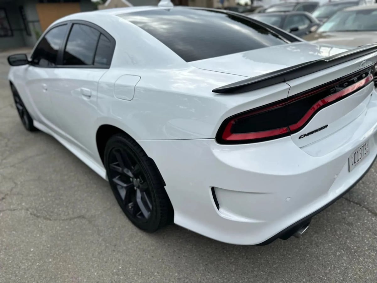 View vehicle photo 6